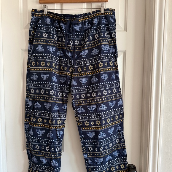 Gap Hanukkah pajama bottoms - unisex XL. - Picture 2 of 8